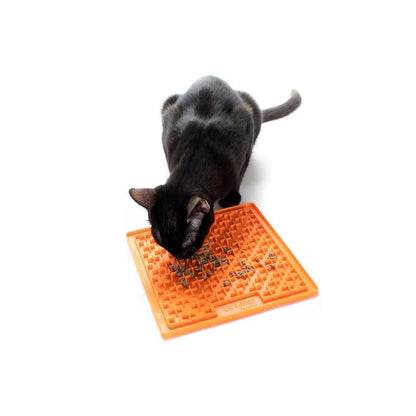 Lickimat Soother Pet Treat Mat, Ideal for Stress Relief & Dental Health